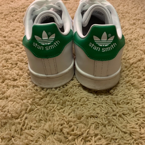 Adidas lifestyle shoes - Picture 3 of 6